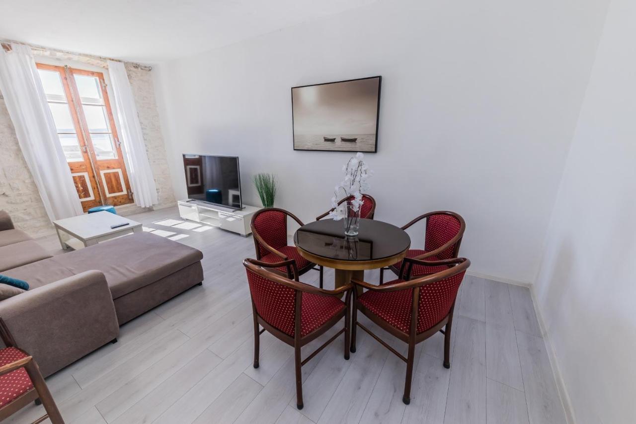 Seafront Apartments Karlo Kaštela Buitenkant foto