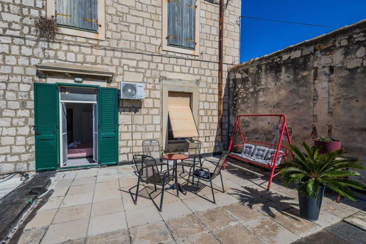 Seafront Apartments Karlo Kaštela Buitenkant foto